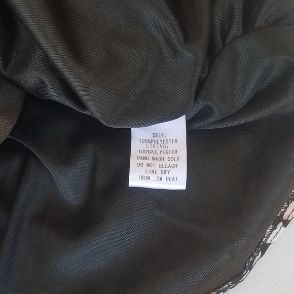 FORE Ruched Floral Mini Dress - Picture 4 of 7